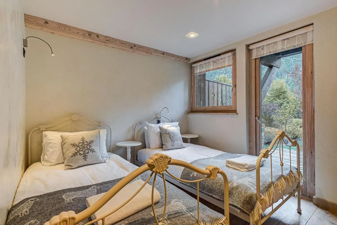 Chalet D'Olivier - Alpes Travel - Les Praz Chamonix France