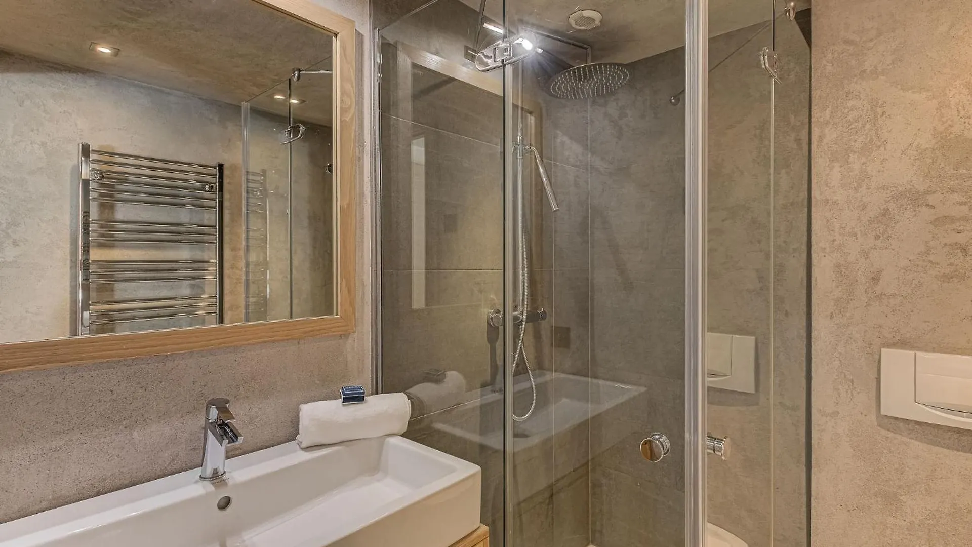 Chalet D'Olivier - Alpes Travel - Les Praz Chamonix France